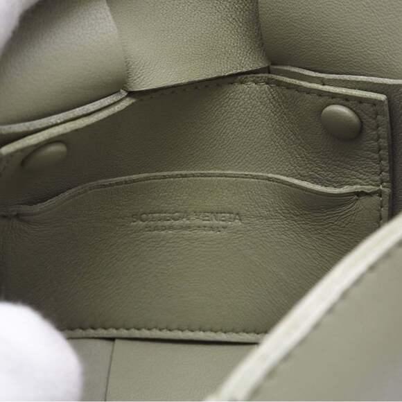 BOTTEGA VENETA Green Lambskin Leather Intrecciato Shoulder Bag - Picture 11 of 11